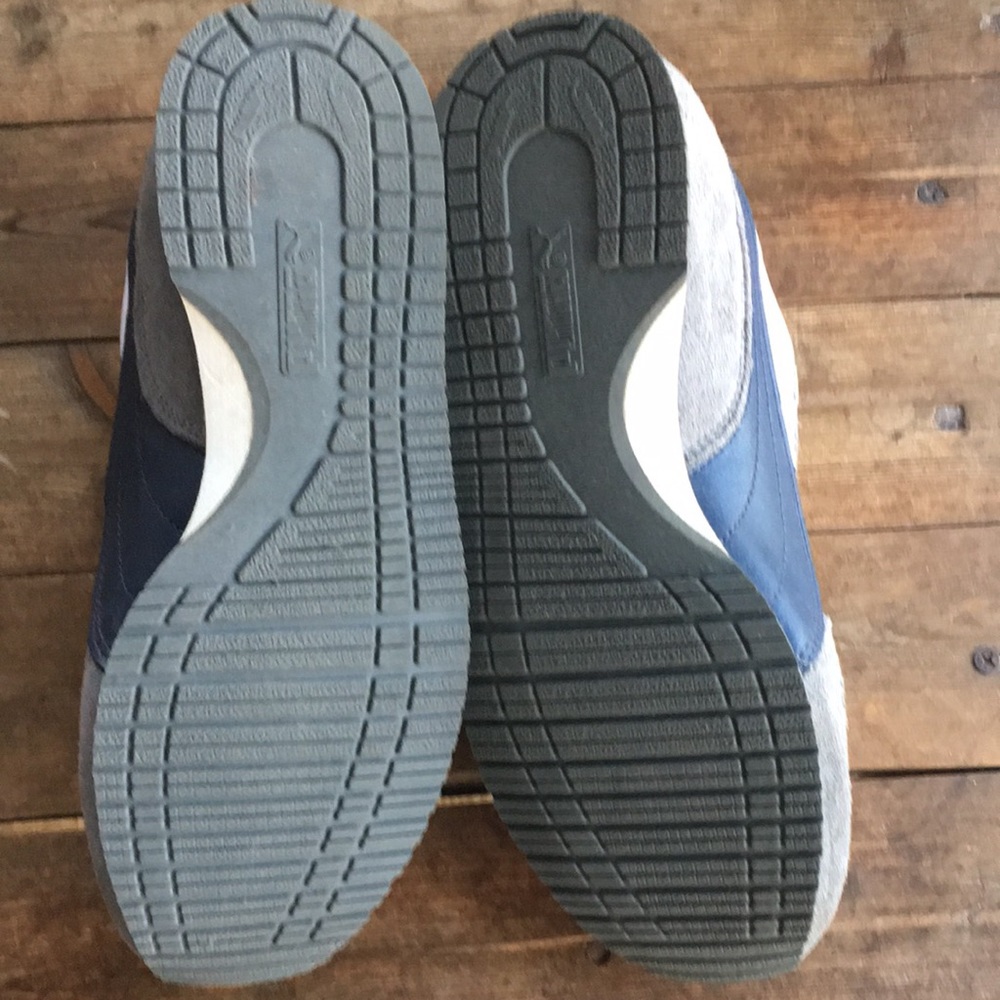 Puma sneakers - Picture 2 of 6